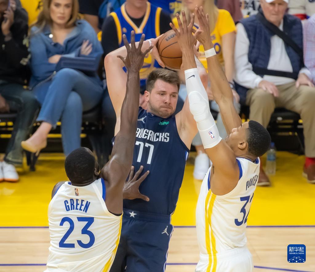 在防守端覆 在防守端覆