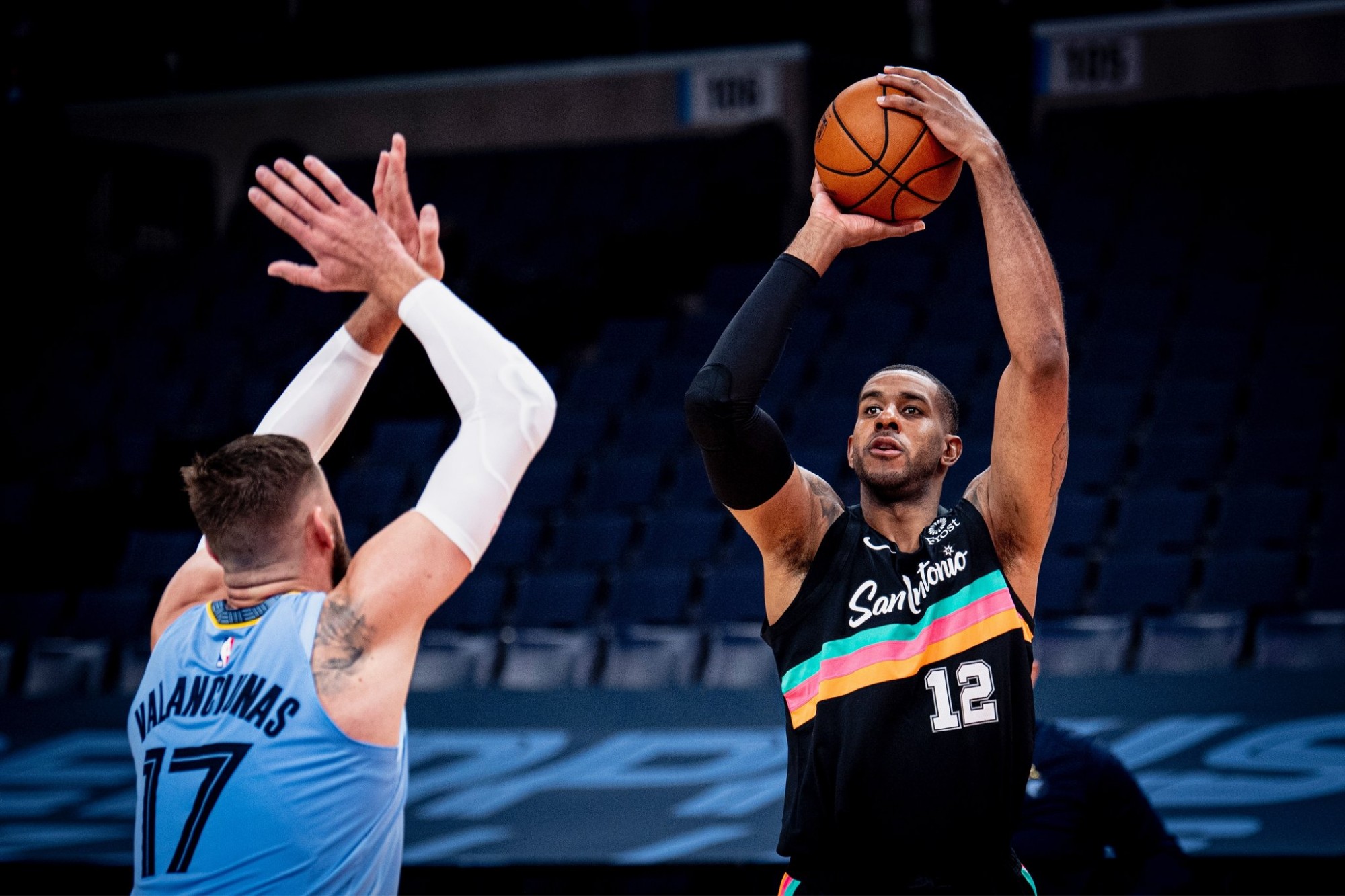 场迎战拜仁 场迎战拜仁