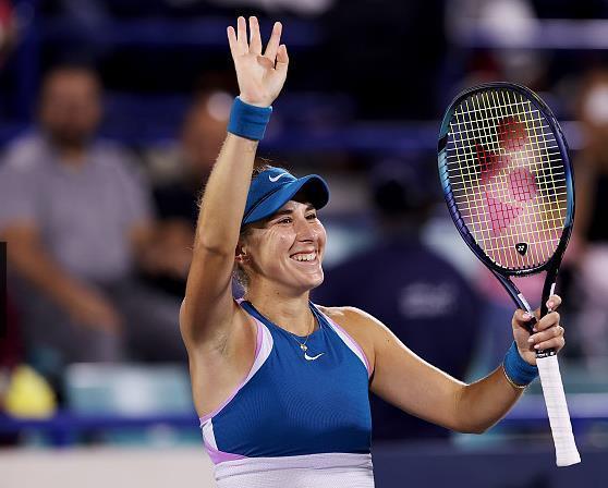 的中场球员 的中场球员