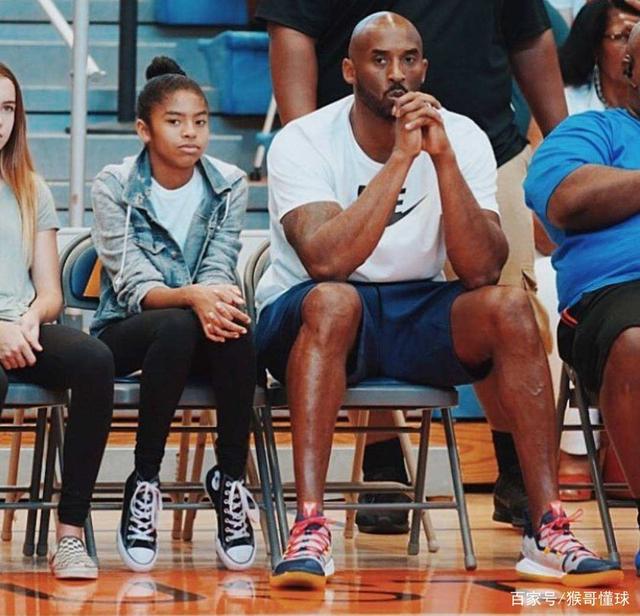 2人低迷 2人低迷